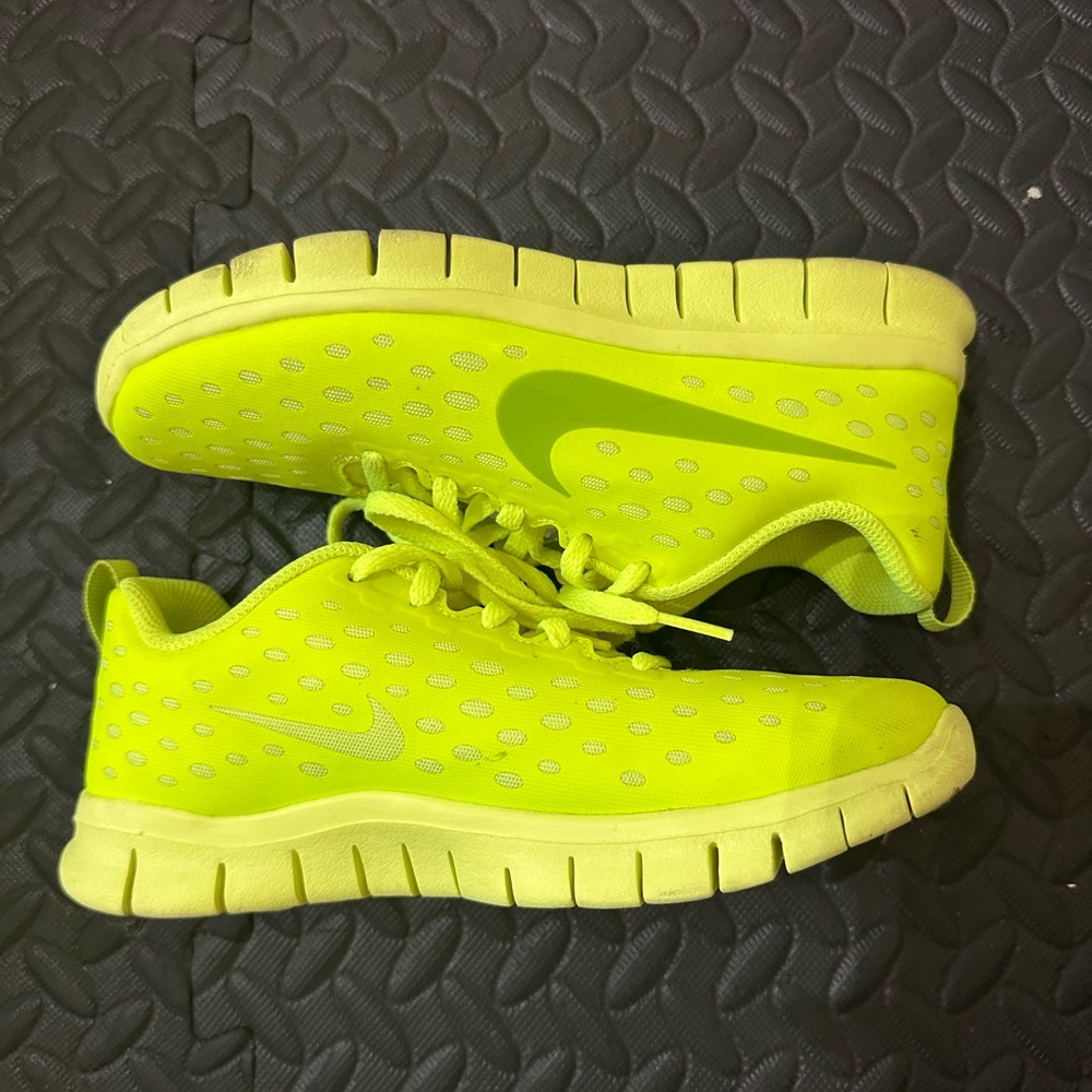 Nike Kids Neon Green Sneakers